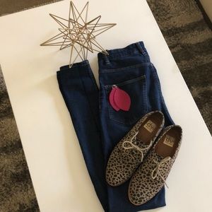 Dolce Vita Leopard Flats
